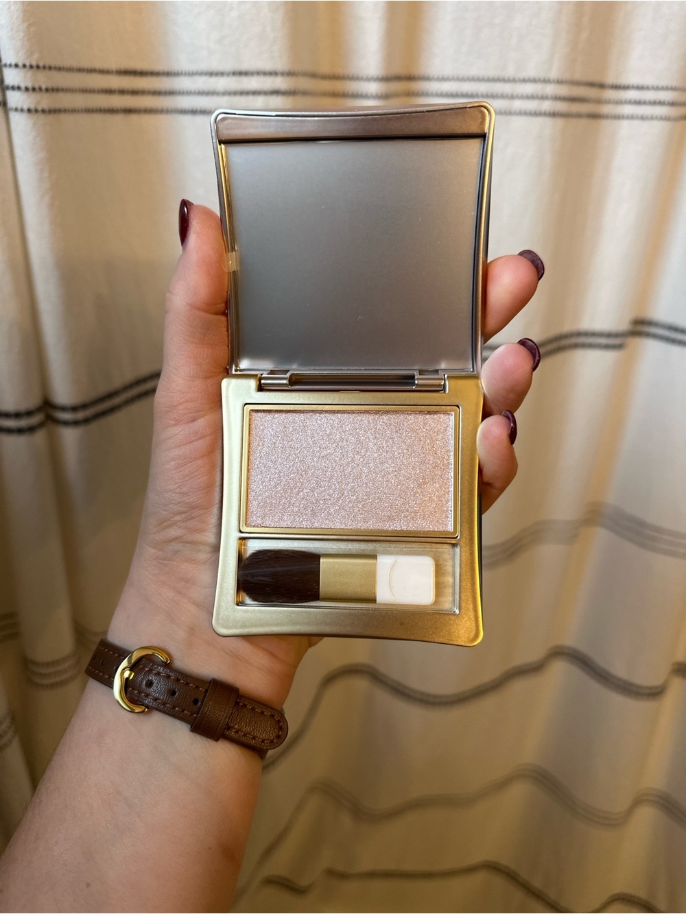 Elizabeth Arden Shimmery Pink Highlighter Compact